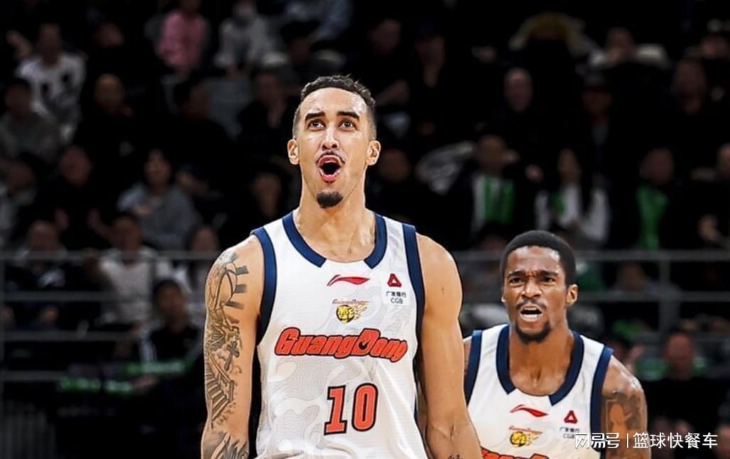 万向娱乐平台-CBA新赛季最疯狂一夜！广东30分狂胜辽篮：第1争冠热门惨遭爆冷