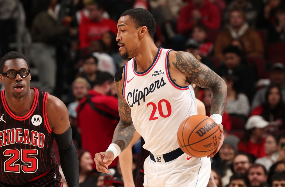 万向娱乐官网入口-锋线大将的进攻效率还在不断提升，快船为什么不能给他多些球权？